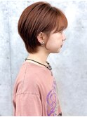 ピンクオレンジ可愛いショートヘア耳掛けショートくびれショート