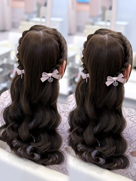 アリエス 新宿駅前東口店(Aries) ねじりハーフツイン