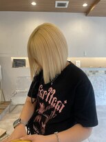 ウタリ(utari)&nbsp;憧れブロンドヘア【難波 桜川/ケアブリーチ】