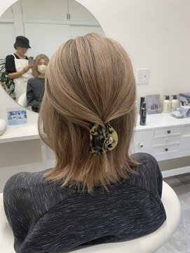 トリコ(torico) ブリーチからのミルクティーベージュ