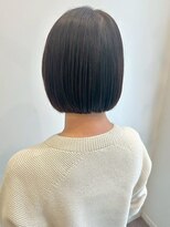 ベルフェミンキルン(Belle femin kilun) ボブ 切りっぱなしボブ 艶髪 髪質改善 アッシュカラー 20代