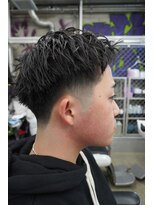 チルチェア ノースエリア 高円寺店(CHILL CHAIR north area.)&nbsp;テーパーフェード×スパイキーショート