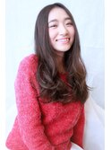 透明感カラー×パーマでトレンドをおさえたヘアスタイルに！