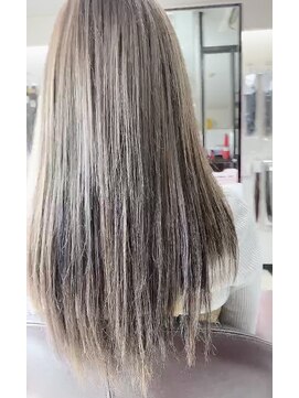 美容室 ハッピー シールエクステで量感アップ