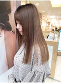 美髪を叶える艶髪美容師、吉野の【髪質改善グロスストレート】