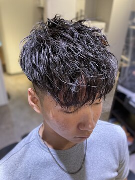 メンズフィール 南森町(MENS FEEL) 【メンズサロン】【大阪南森町】☆ツーブロック刈り上げショート