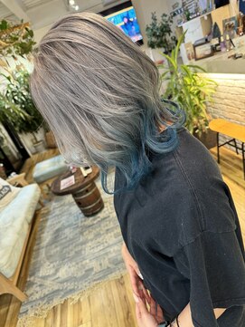 リアン(Lien) 裾ブルーレイヤー