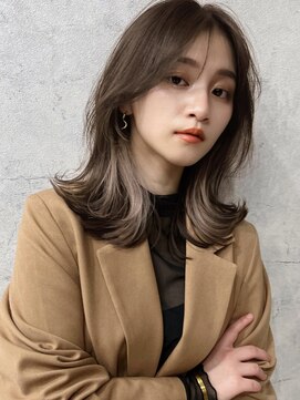 サイン 表参道(SIGN) 韓国ヘアグレージュカラーブリーチ無し髪質改善イヤリングカラー