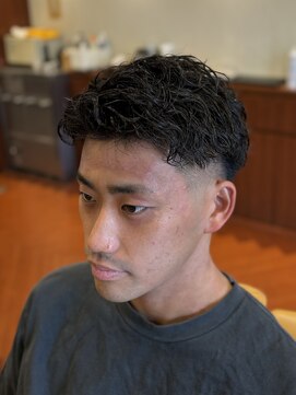 スカイ 亀戸店 (sky) ハイライト/マッシュパーマ/アッシュブラック<理容室>[亀戸]