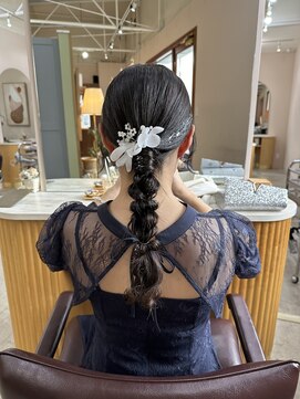 キュオンシア(CUEON. ciea) お呼ばれヘア×編みおろしヘア