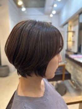ミリューズ(miRyu's)の写真/【阪急・JR六甲駅徒歩5分】360°どこから見ても綺麗なシルエットの“大人美ショート”に仕上げます◇
