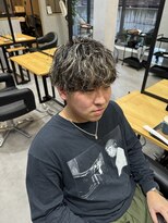 フィーカ(fika) メッシュ×波巻き 担当岩松