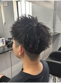 スパイキーショート短髪ツイストパーマソフトツイスト刈り上げ
