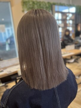 ミルクティーグレージュカラー