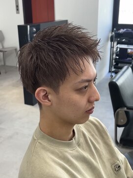 ゴート(GOATO) モヒカンショート　短髪　ツーブロック　刈り上げ