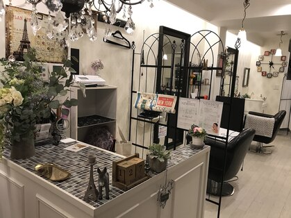 サロン ド プティ タ プティ(Salon de Petit a Petit)の写真