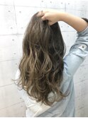 ハイライト×オリーブベージュ