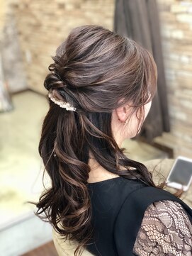 ヘアーピース(Hair Peace) 清楚系ハーフアップ