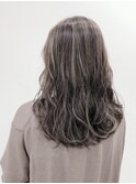 外国人風ベージュハイライトカラー