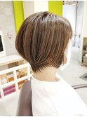 大人女性上品ボブ×細めのハイライト神戸垂水須磨おすすめ
