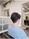 爽やかツーブロック刈り上げメンズ ビジネスマンおすすめ