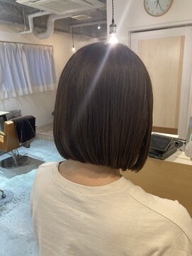 キクロス(kicros) 切りっぱなしボブ