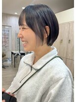 ソソ(soso)&nbsp;【soso 伊勢田】ショートボブ×イヤリング【横浜/ブリーチ】