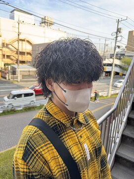 アイズ 海老名(AIZU) ツイストスパイラルパーマ　メンズウルフ　ウルフパーマ　波巻き