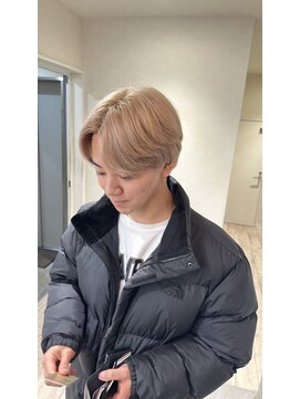 ユニバーストーキョー 池袋西口店(universe tokyo) ブロンドベージュ