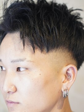 メリケンバーバーショップ コウベ(MERICAN BARBERSHOP KOBE) メンズカットバーバースタイルn1