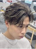 渋谷フェザーニュアンスパーマメッシュセンターパートハイライト