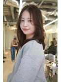 顔周りレイヤーカットくびれヘアミルクティーベージュカラー韓国