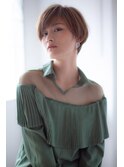 括れショート