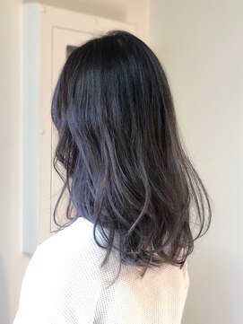 エル ガーデン(elle garden) シアーグレージュ グラデーション 伸ばしかけロブ