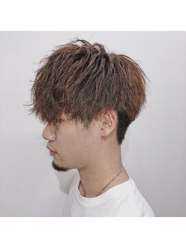 ジゼル(gisele) (石川)ツイストスパイラル