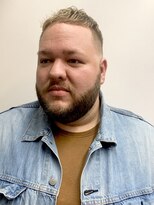 フランクスバーバー アンド ビアークラブ(FRANK'S BARBER and BEER CLUB)&nbsp;アップバンククロップフェードバーバースタイルR