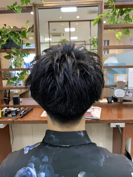 ヘアークリアー 獨協大学前店 刈り上げマッシュ