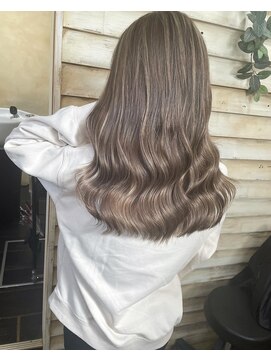 タオ 河原町(Tao) 品のあるハイライトカラー