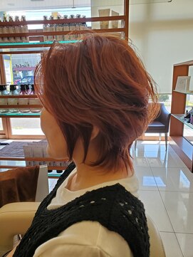 レイフィールド 滝の水店 ピンクベージュレイヤーウルフ