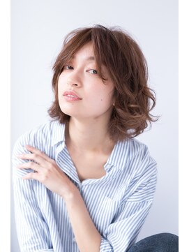 エイチバイシオミエイチ 神戸三宮(H by shiomi H) 【shiomi H】デザインミックスカールボブ