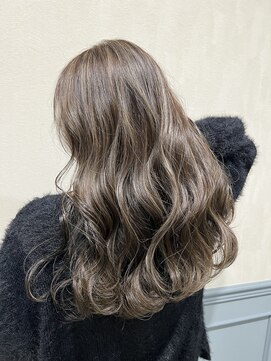 フェアリーテール つきのわ店 フルハイライトべージュグレージュ