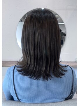 シア 綾瀬店(SHEER) 【shiori】外ハネ×寒色アッシュ