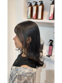 外ハネ ミディアムヘアー