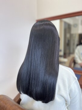 美容室ステラ　坂戸駅前店 韓国風ブルーブラック