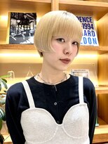 ピークアブー 銀座中央通り(PEEK-A-BOO)&nbsp;◎エッジの効いた似合わせハイトーンBOB◎