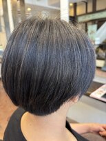 シン(SIN) ショートボブ