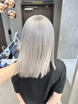 ジルバイジゼル(JILL by GiseL) ハイトーンホワイトミルクティーピンクブリーチ福岡天神