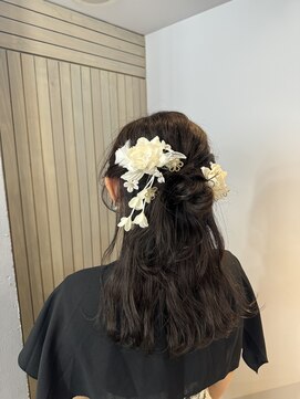 リコモ 上野御徒町(LikkleMore) 【ヘアアレンジ ハーフアップ】