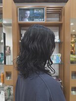 プランタンアヴェダ(printemps AVEDA)&nbsp;ウェット質感でつくる大人のくびれパーマ