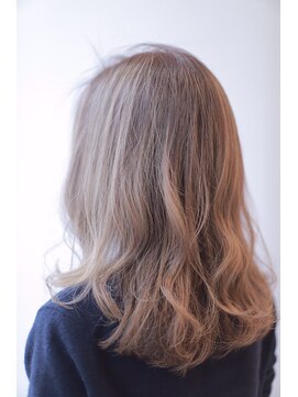 マアム ジー 下高井戸店(ma'am Zee) ☆脱白髪染めハイライトカラー☆